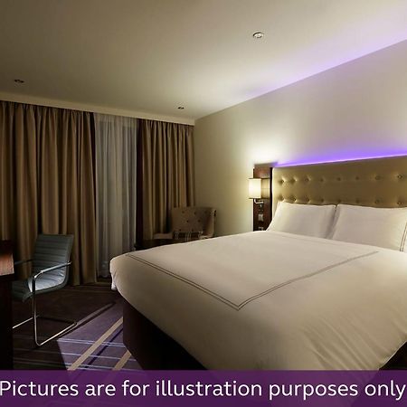 Premier Inn Koeln City Centre ภายนอก รูปภาพ
