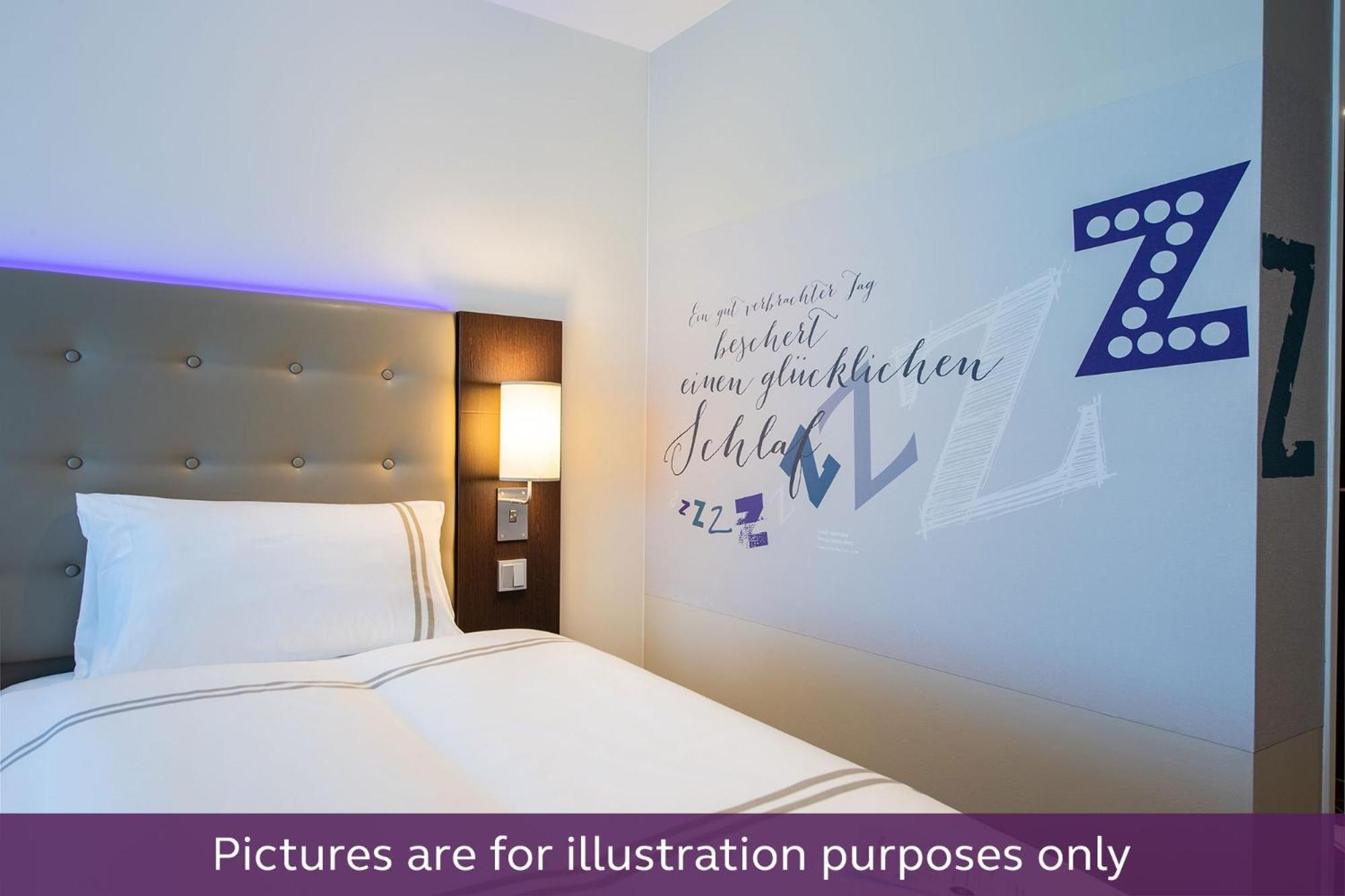 Premier Inn Koeln City Centre ภายนอก รูปภาพ