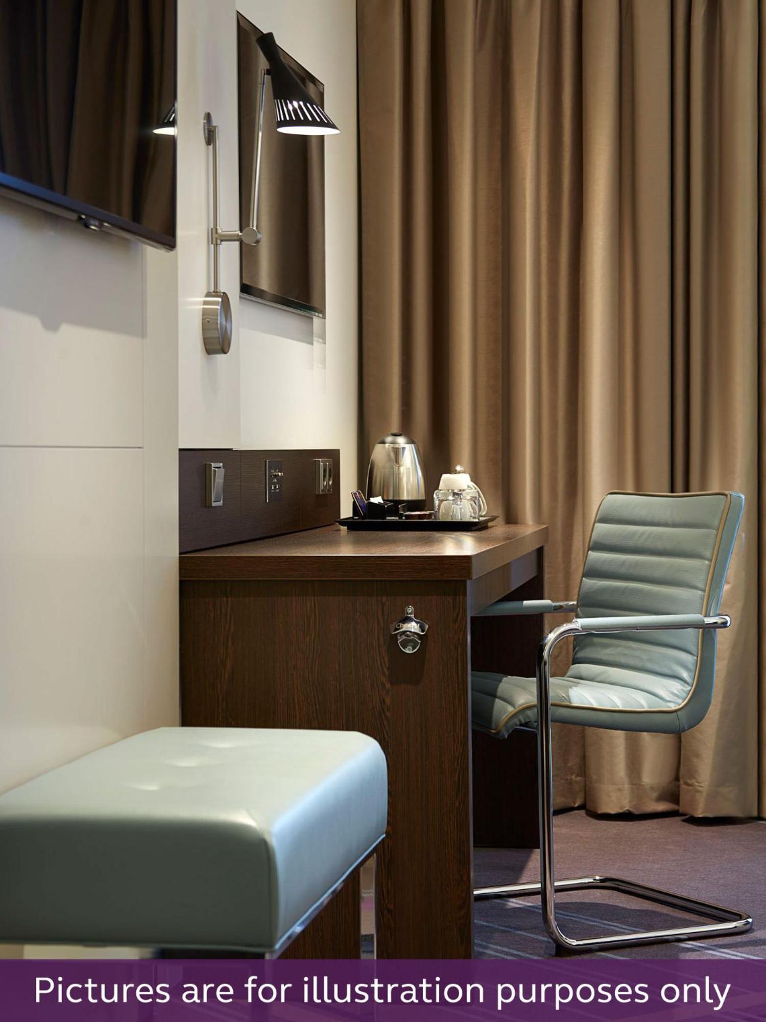 Premier Inn Koeln City Centre ภายนอก รูปภาพ